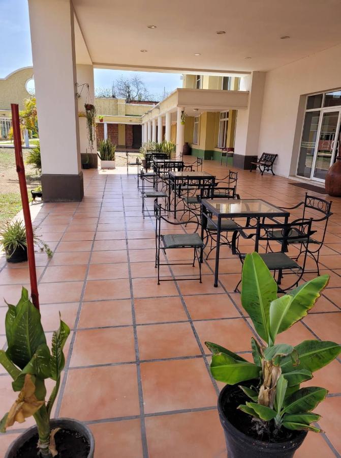 Hotel Portico Norte Tartagal Exterior photo